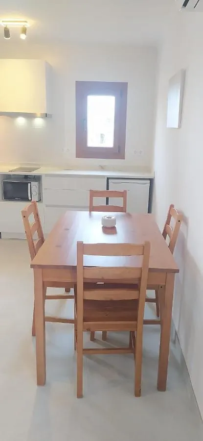 Aparthotel Apartamentos Villa Primera Cala Figuera