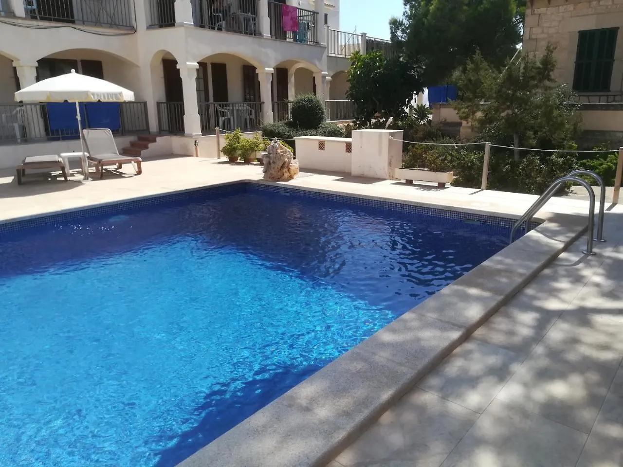 Apartamentos Villa Primera Cala Figuera  Aparthotel Cala Figuera (Mallorca)